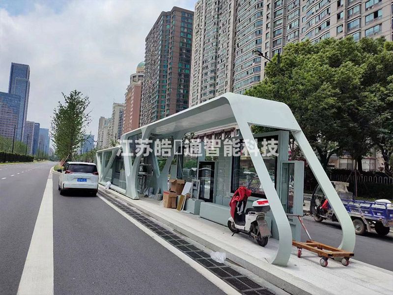 智能服務候車亭提升乘客候車體驗